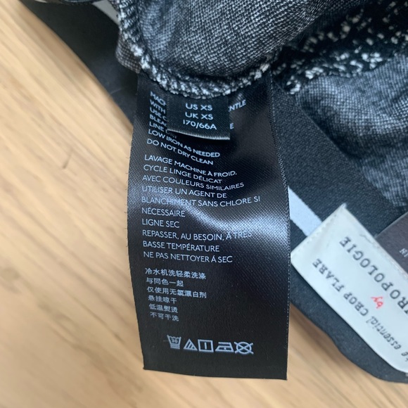 Anthro: The essential cropped flare trouser - Picture 5 of 5